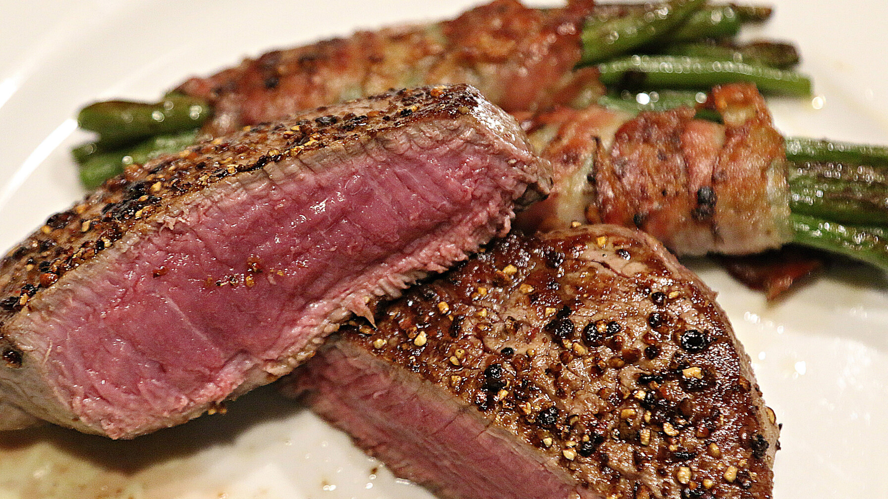 Стейк из оленины