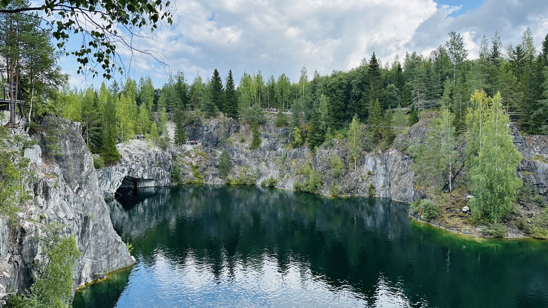 Мраморный каньон, Рускеала