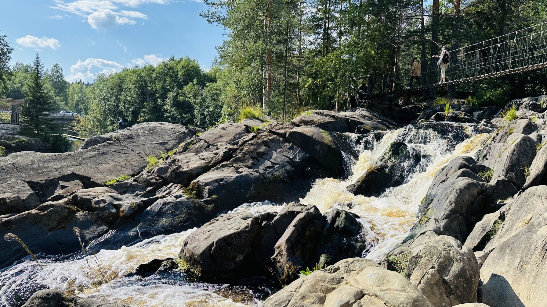 Водопад Ахинкоски