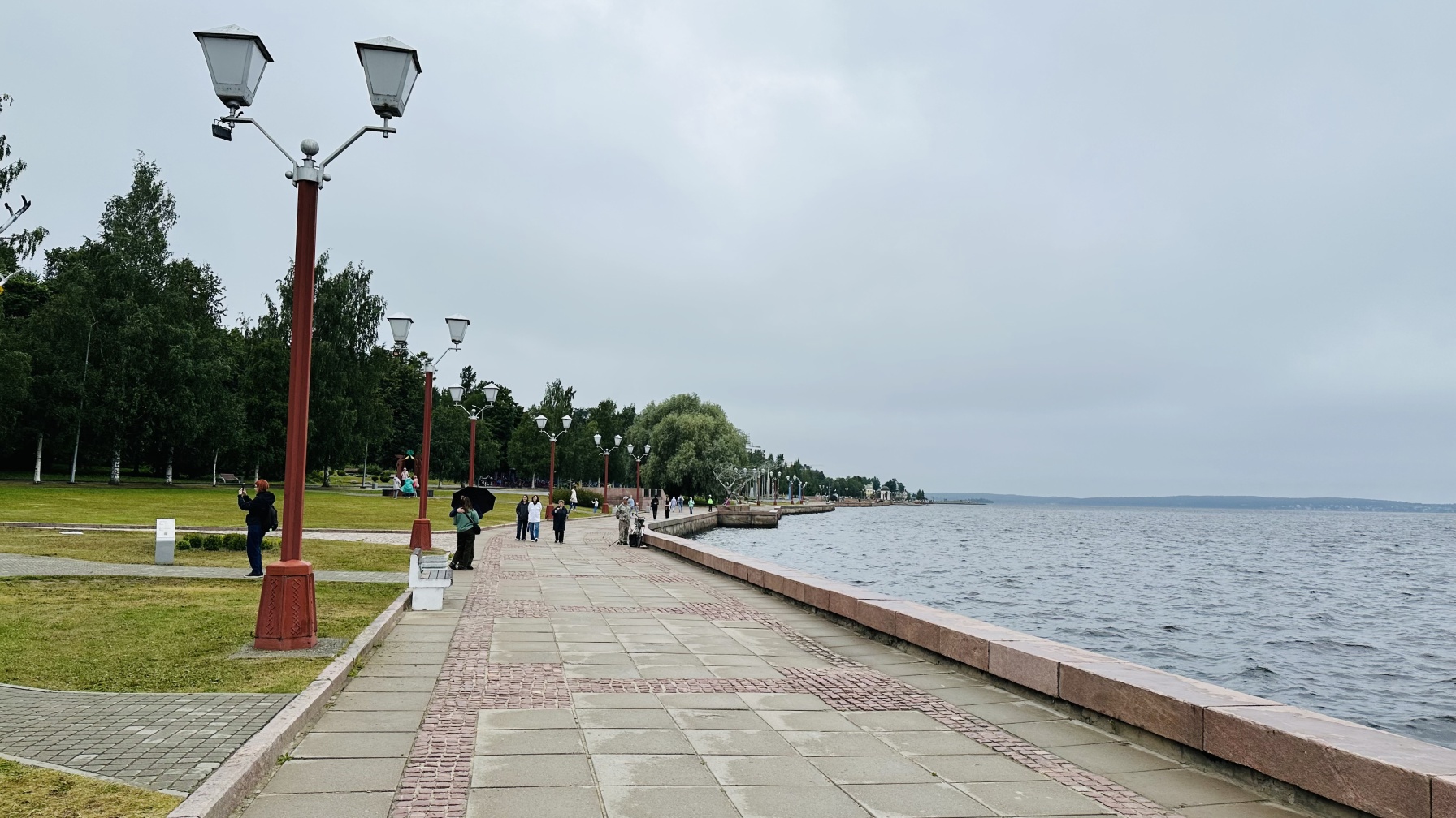 Онежская набережная