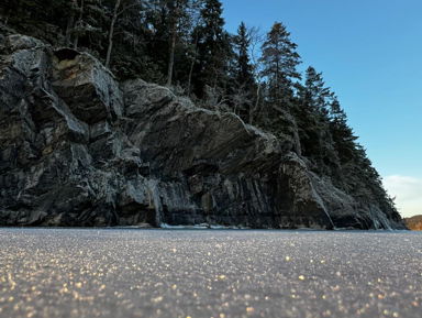 Прогулка по зимним Ладожским шхерам на аэролодке – групповая экскурсия