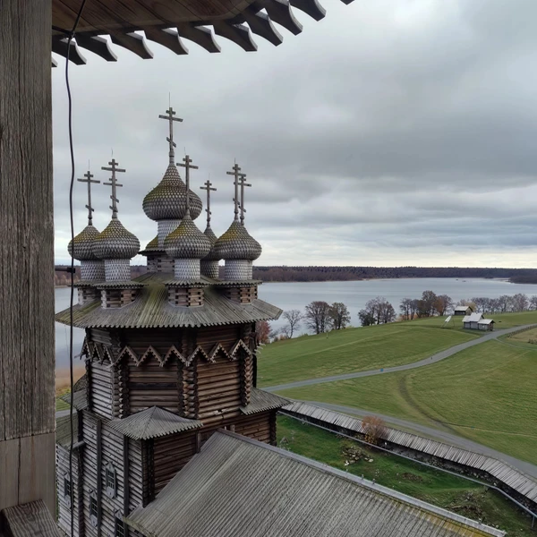 Из Петрозаводска — к чарующему острову Кижи – групповая экскурсия