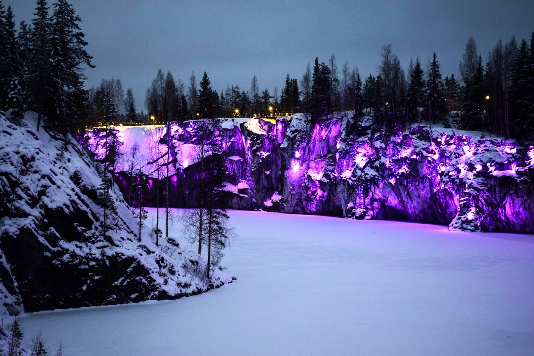 Фото 4 - день 2 Встреча с Дедом Морозом, прогулка к водопаду с аудиогидом и горный парк «Рускеала»