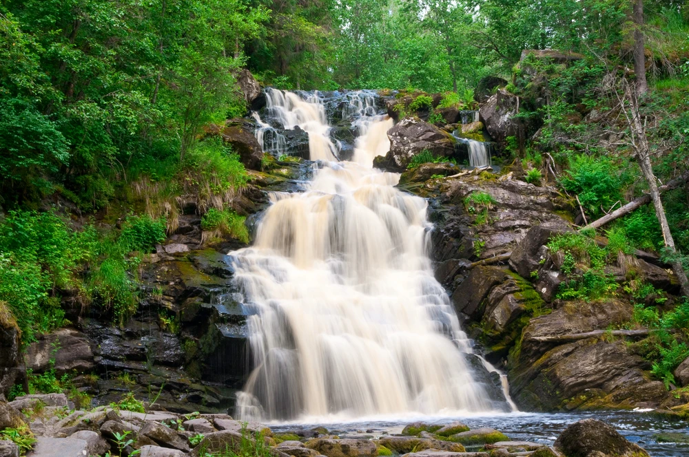 Фото 12 - день 3 Водная прогулка по Ладожским шхерам, Валаам, водопад Белые мосты