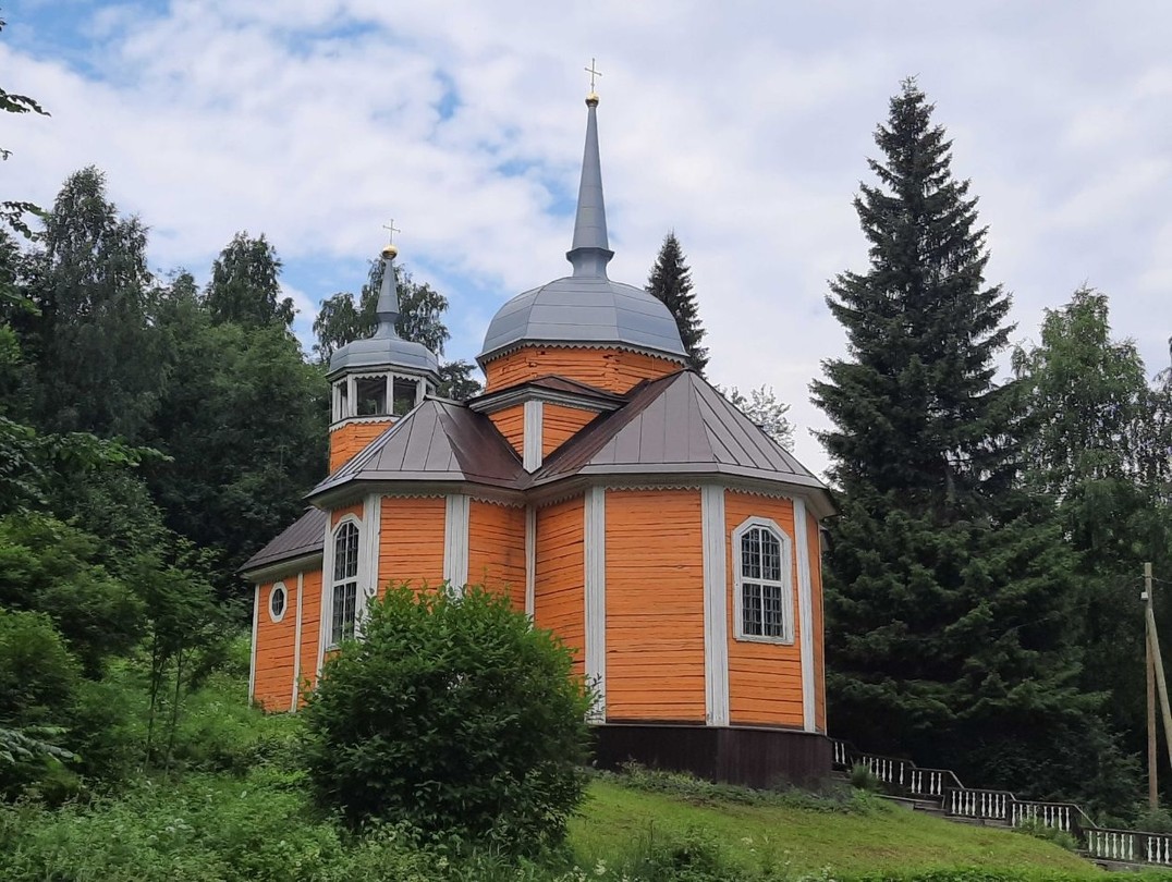 Фото 3 - день 1 Петрозаводск, Марциальные воды, вулкан Гирвас и дом из фильма «Любовь и голуби» в Медвежьегорске