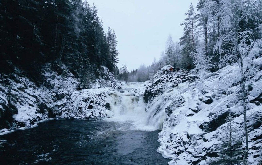 Фото 6 - день 2 Водопад Кивач, Дом шунгита, Долина Зайцев, гора Сампо