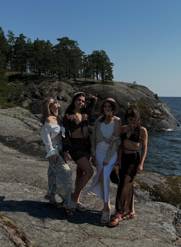 Фото 4 - день 2 Деревня саамов, ферма оленей и лосей, водопад, прогулка на катере по Ладожским шхерам