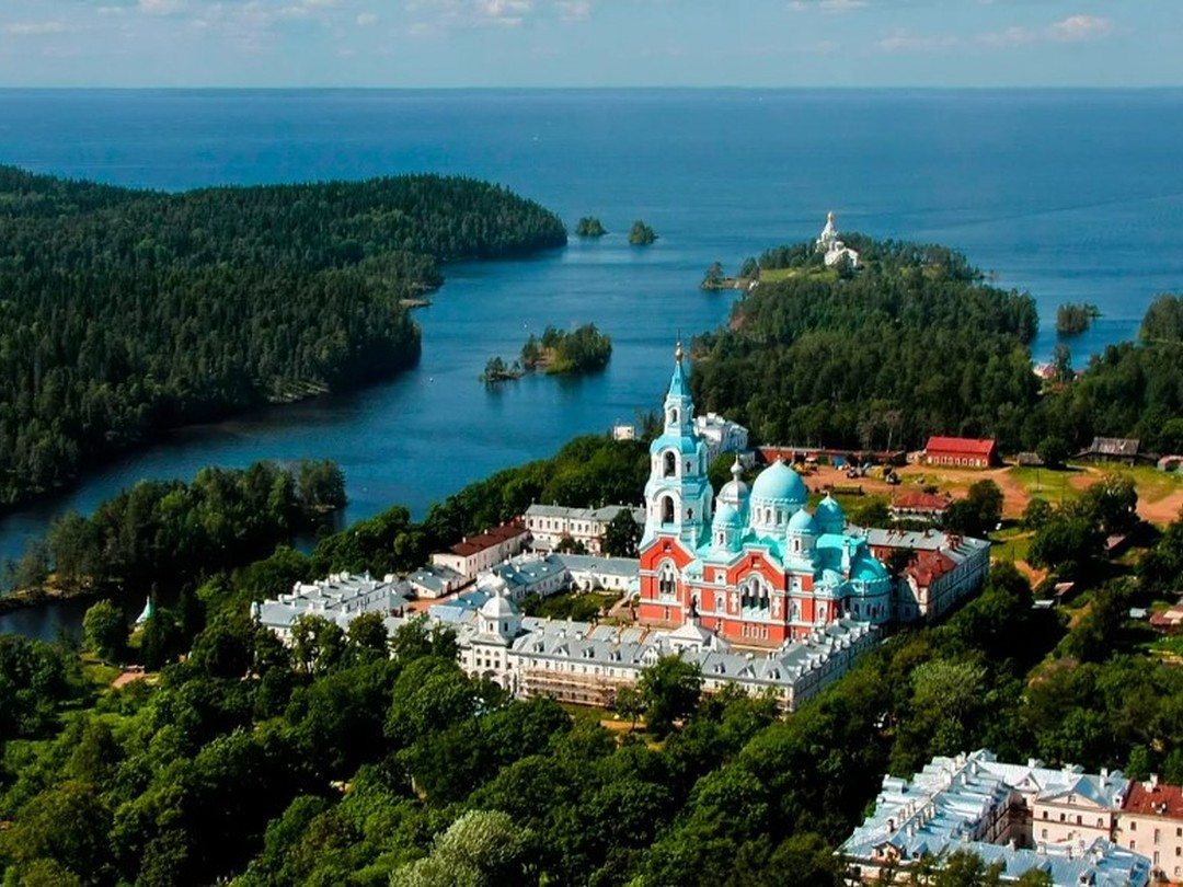 Фото 4 - день 4 Валаам, прогулка на катере по Ладожским шхерам, водопад Белые мосты