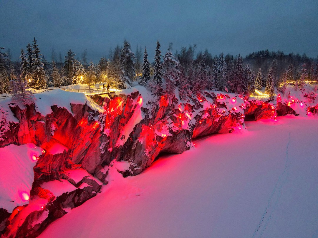 Фото 3 - день 2 Встреча с Дедом Морозом, прогулка к водопаду с аудиогидом и горный парк «Рускеала»