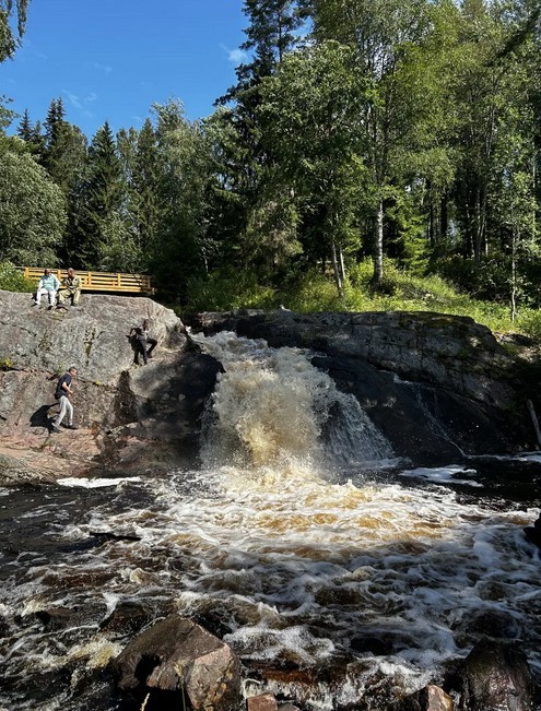 Фото 3 - день 1 Прогулка по Петрозаводску, переезд на берег Ладоги, водопад и водная прогулка среди шхер
