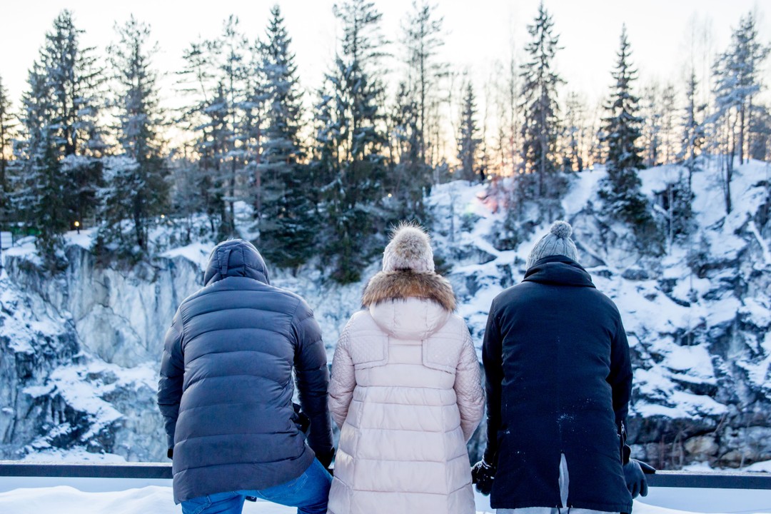 Фото 2 - день 2 Встреча с Дедом Морозом, прогулка к водопаду с аудиогидом и горный парк «Рускеала»