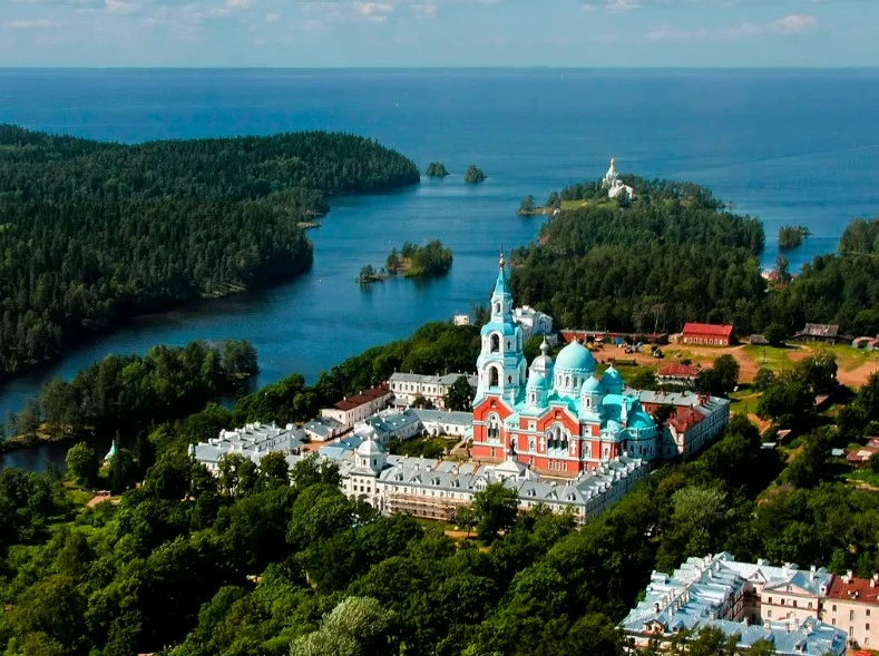 Фото 1 - день 3 Валаам, прогулка на катере по Ладожским шхерам, водопад Белые мосты, возвращение в Петрозаводск
