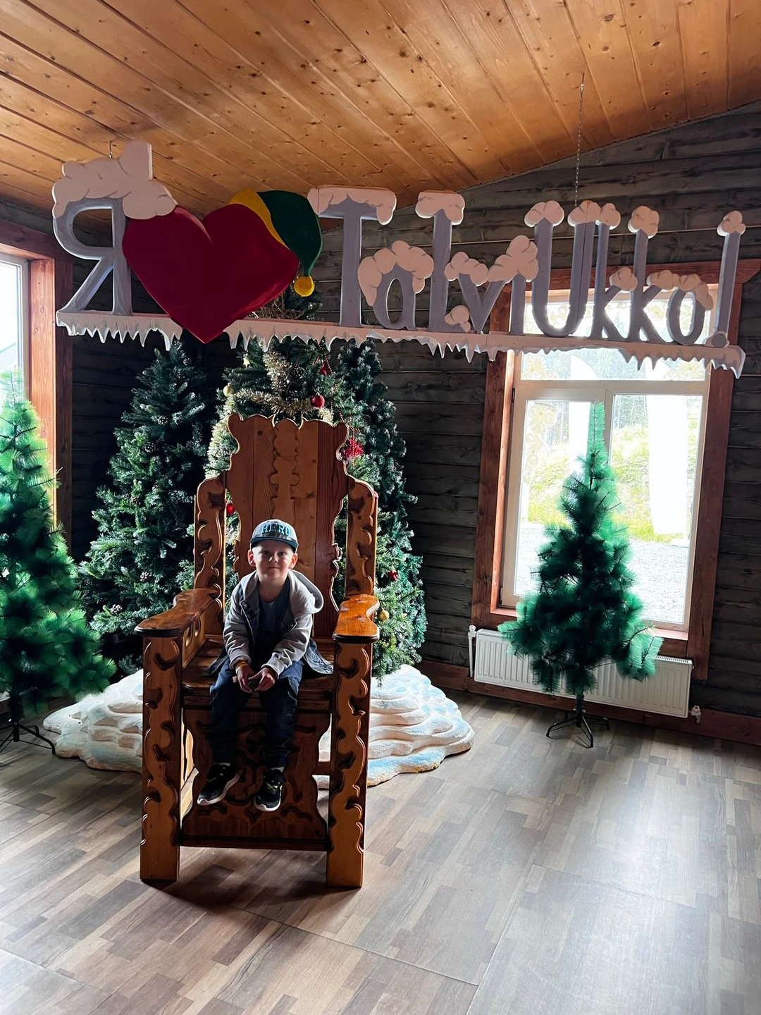 Фото 1 - день 2 Вотчина Талвиукко и питомник собак и северных оленей