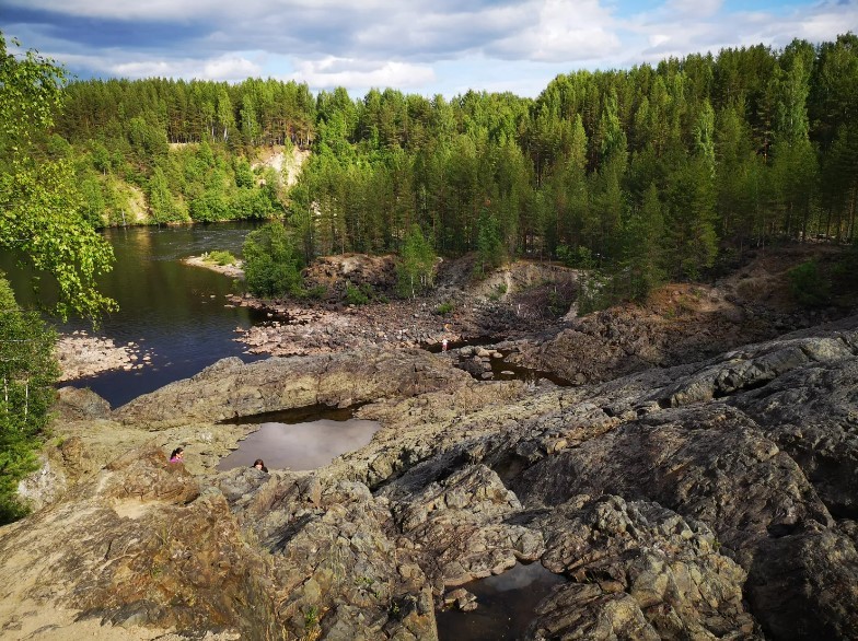 Фото 1 - день 4 Водопад Кивач, экскурсия по заповеднику, вулкан Гирвас