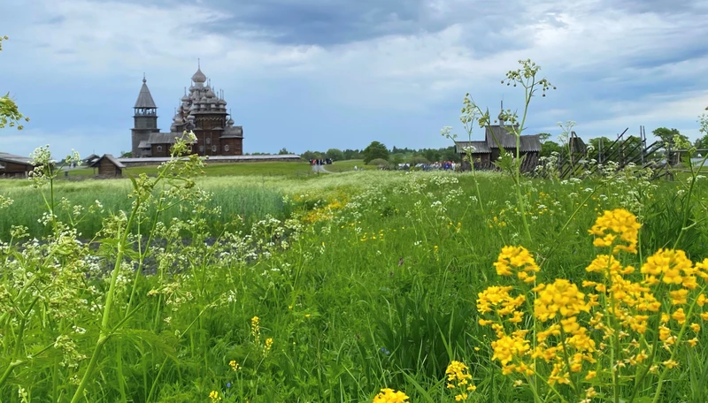 Экспресс-тур по Карелии: Петрозаводск, Кижи, Марциальные воды и природные чудеса