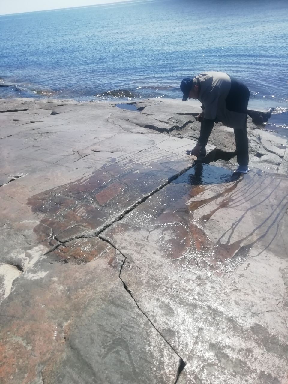 Фото 3 - день 2 Прогулка к Онежскому озеру, петроглифы у мыса Бесов нос и шлюзы Беломоро-Балтийского канала