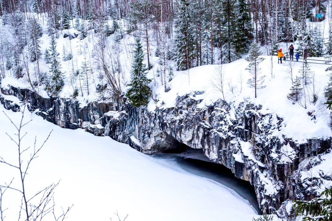 Фото 1 - день 3 Интерактивная программа и свободное время, водопады Ахвенкоски, горный парк «Рускеала»