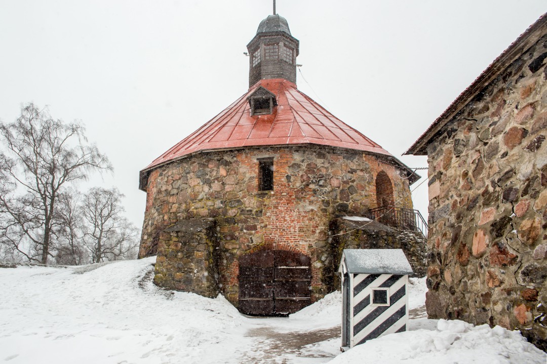 Фото 1 - день 1 Крепость Корела, экопарк «Долина водопадов», музей «Город ангелов» и встреча Нового года