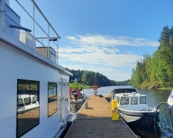 Фото 1 - день 3 Водная прогулка по Ладожским шхерам, Валаам, водопад Белые мосты