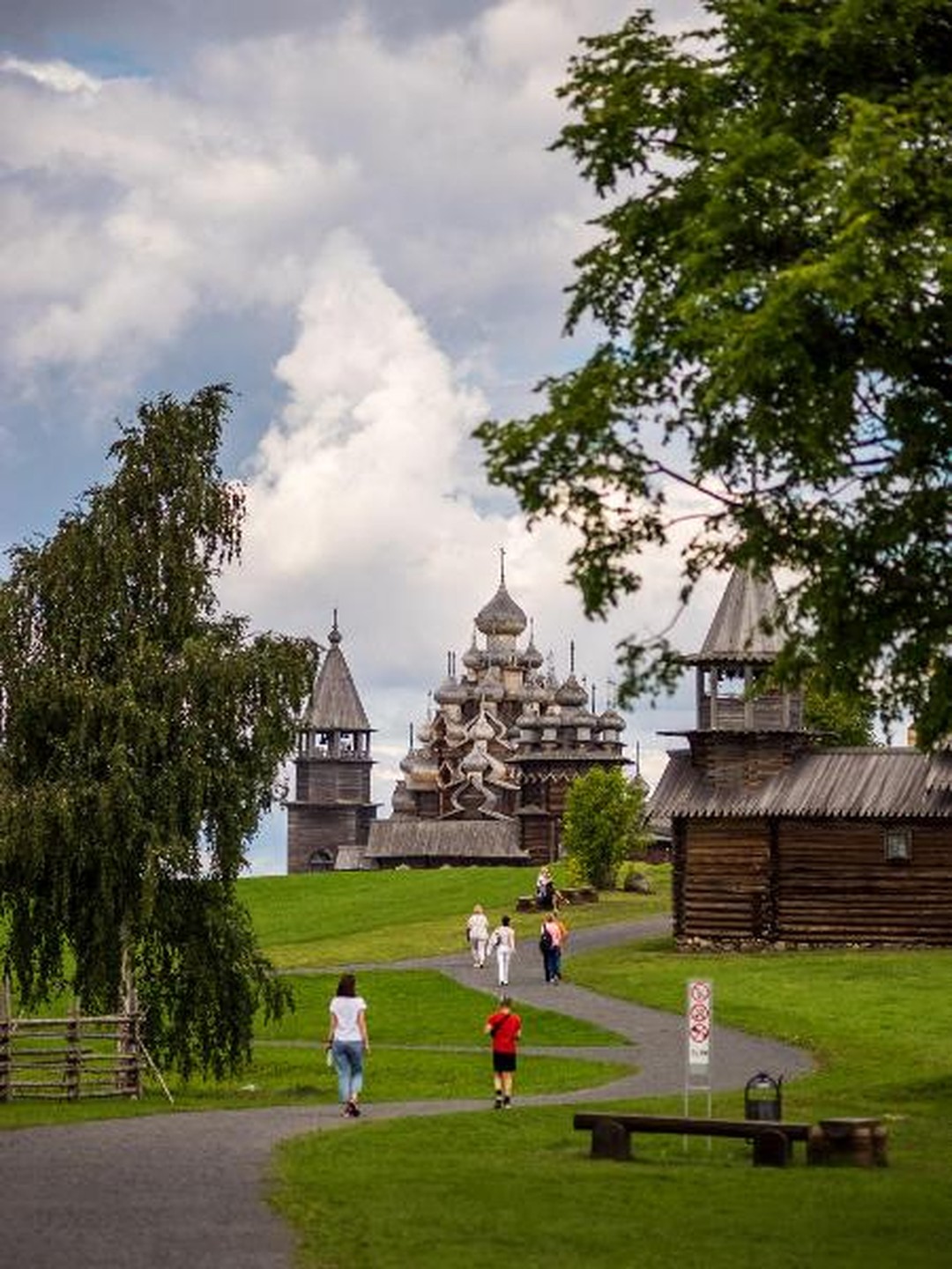Фото 1 - день 3 Кижи и прогулка по Петрозаводску Фото 1 - день 3 Кижи и прогулка по Петрозаводску