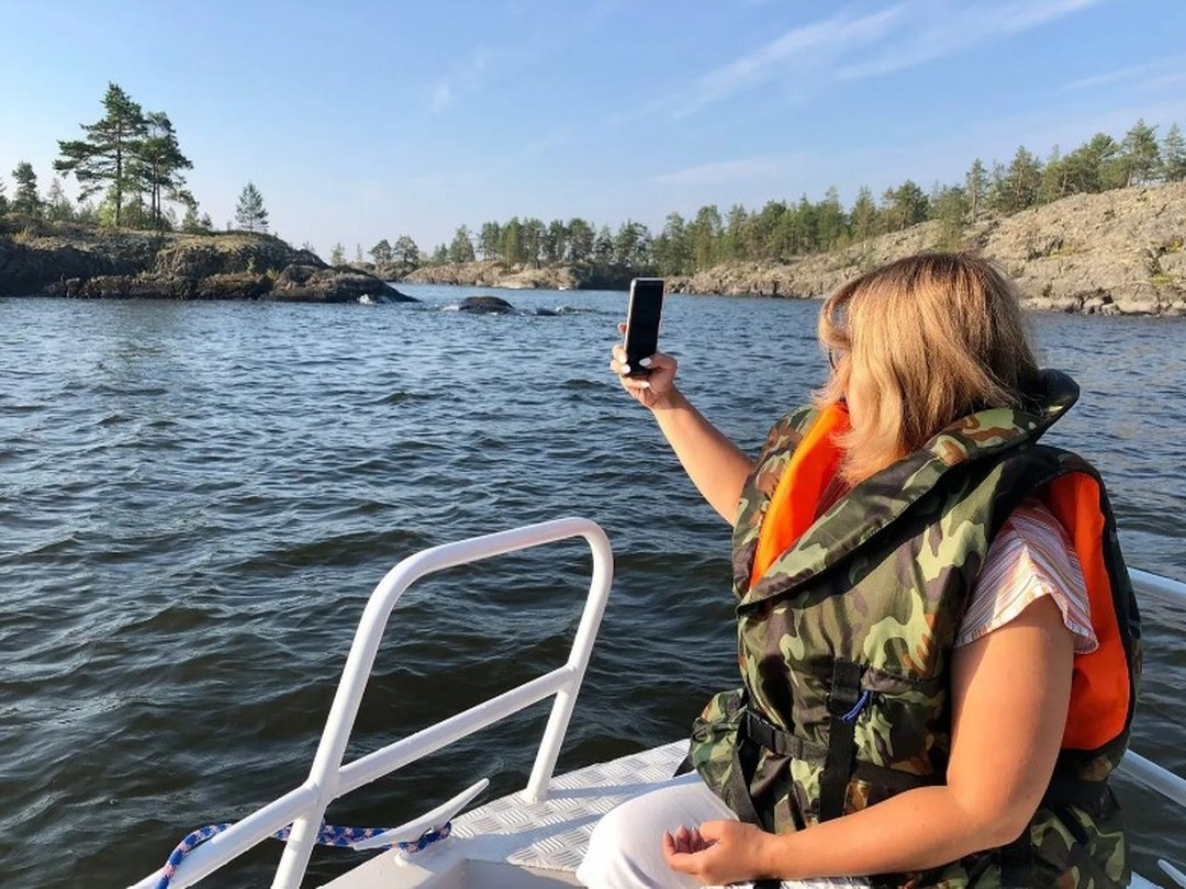Фото 4 - день 3 Автосафари к водопаду Белые мосты, подъём на гору Лешего, прогулка на катере по Ладожским шхерам Фото 4 - день 3 Автосафари к водопаду Белые мосты, подъём на гору Лешего, прогулка на катере по Ладожским шхерам