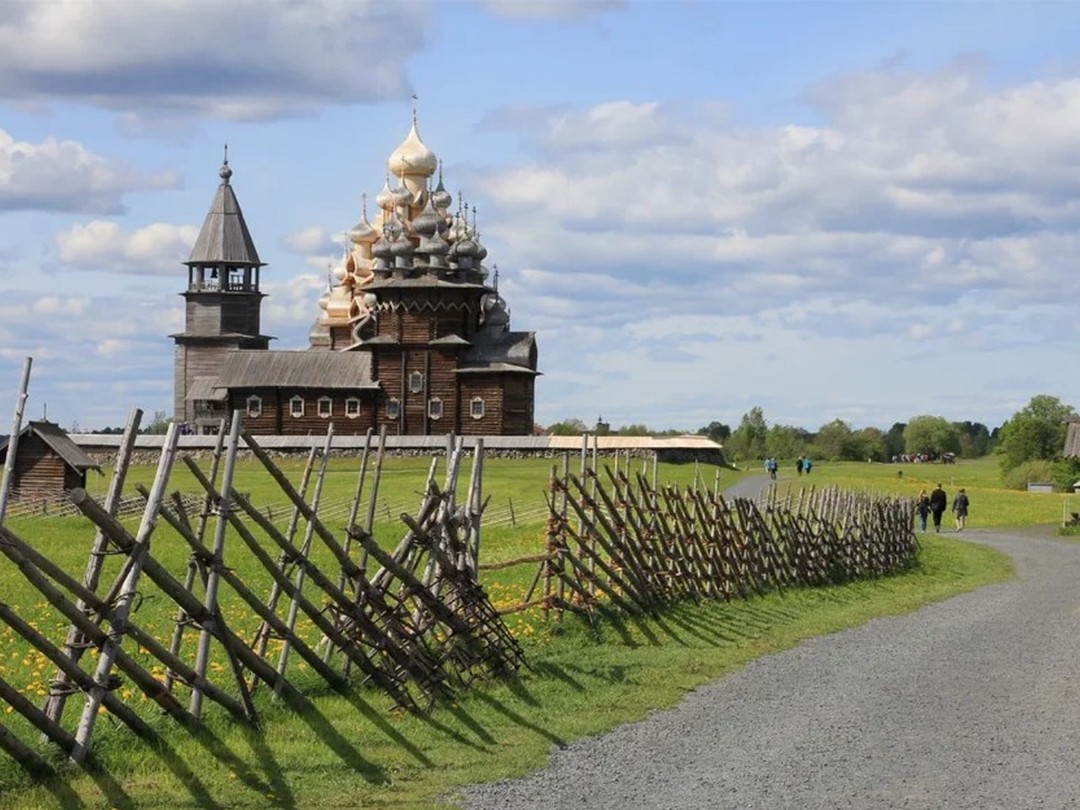 Фото 5 - день 2 Старинные деревянные дома на острове Кижи Фото 5 - день 2 Старинные деревянные дома на острове Кижи